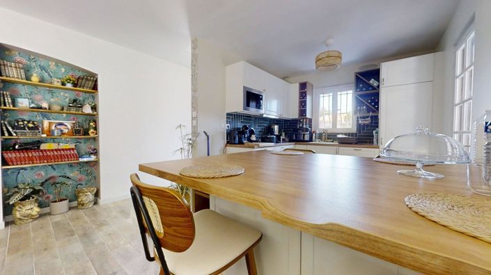 Image No.8-3 Bed House for sale