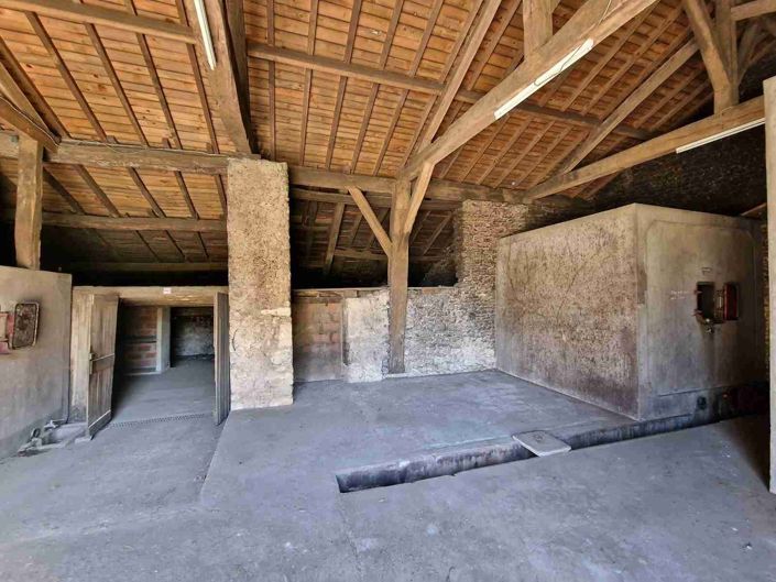 Image No.11-2 Bed House for sale