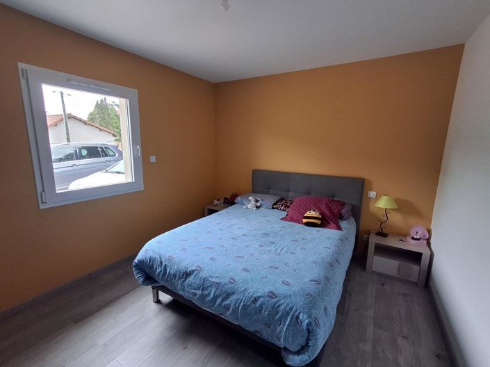 Image No.5-Maison de 4 chambres à vendre à Simandre