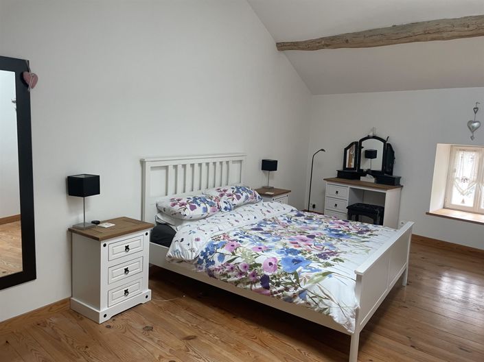 Image No.12-3 Bed House for sale