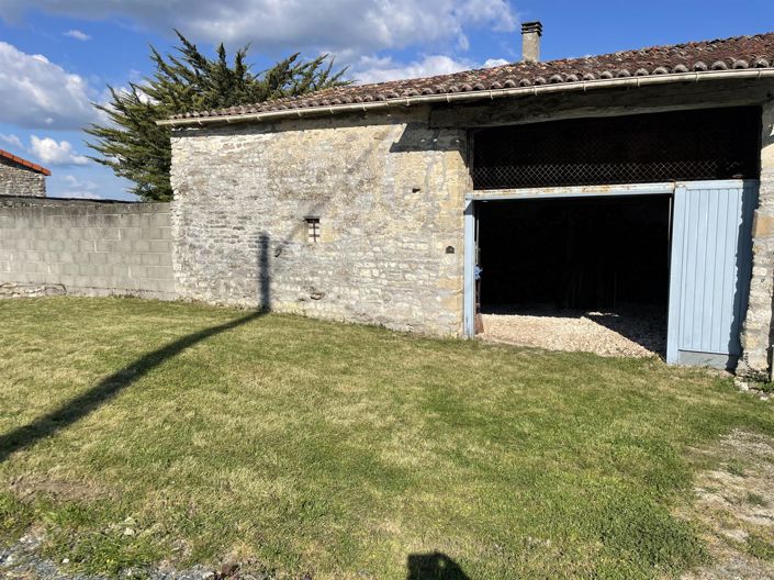 Image No.19-3 Bed House for sale