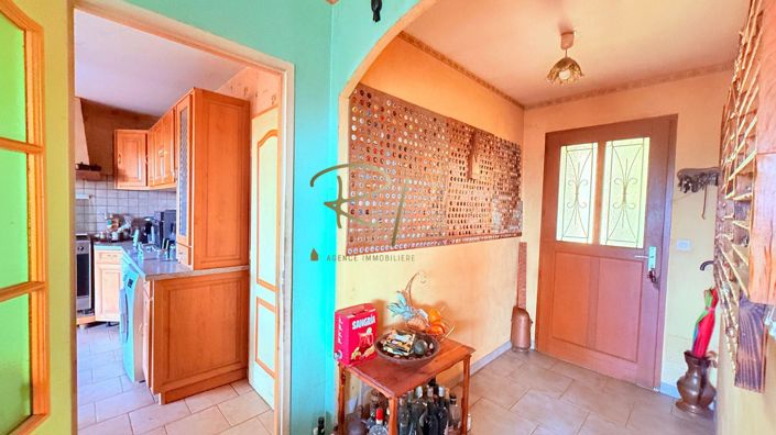 Image No.8-3 Bed House for sale