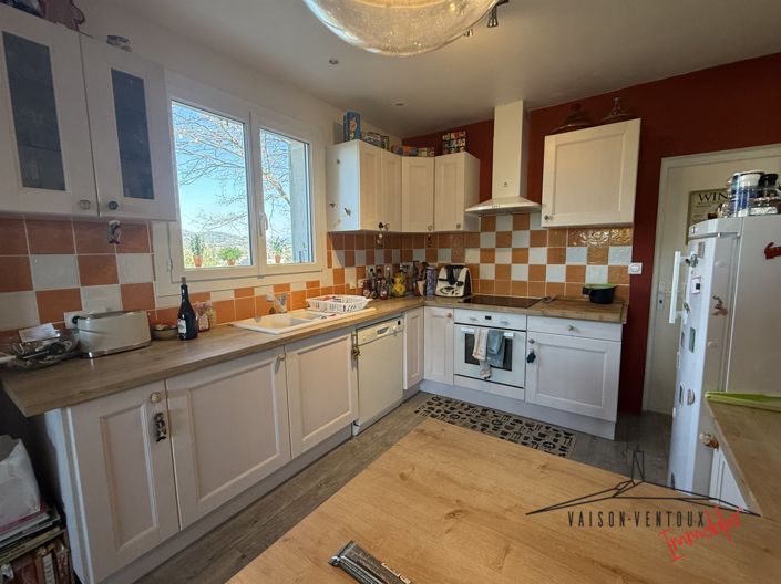 Image No.8-2 Bed House for sale