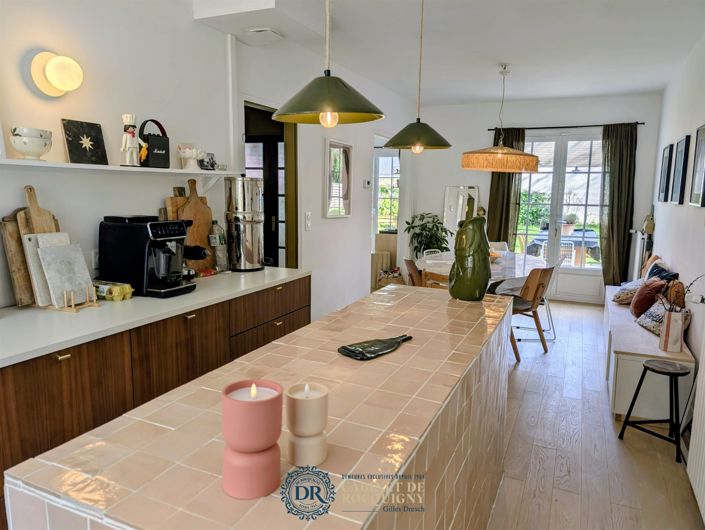 Image No.4-5 Bed House for sale