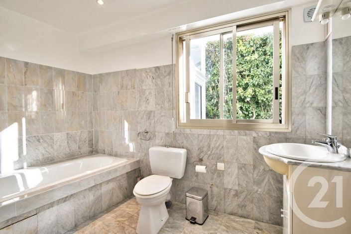 Image No.23-4 Bed House for sale