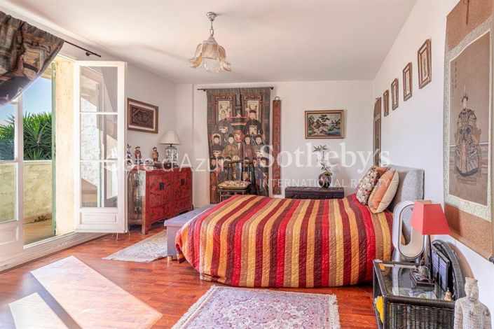 Image No.18-3 Bed Property for sale