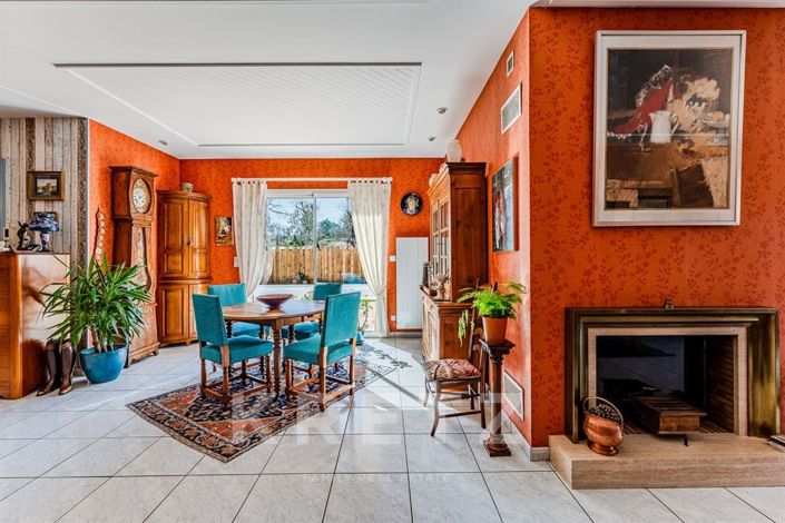 Image No.12-4 Bed House for sale