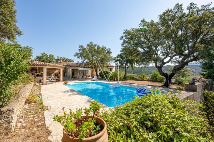 Image No.5-6 Bed House for sale