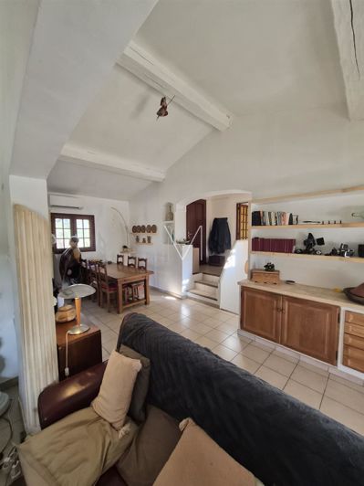 Image No.7-6 Bed House for sale