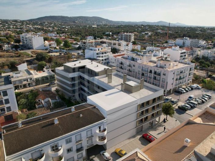 Image No.9-3 Bed Apartment for sale