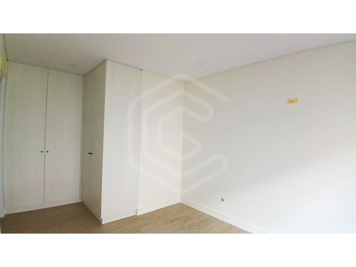 Image No.30-2 Bed Apartment for sale