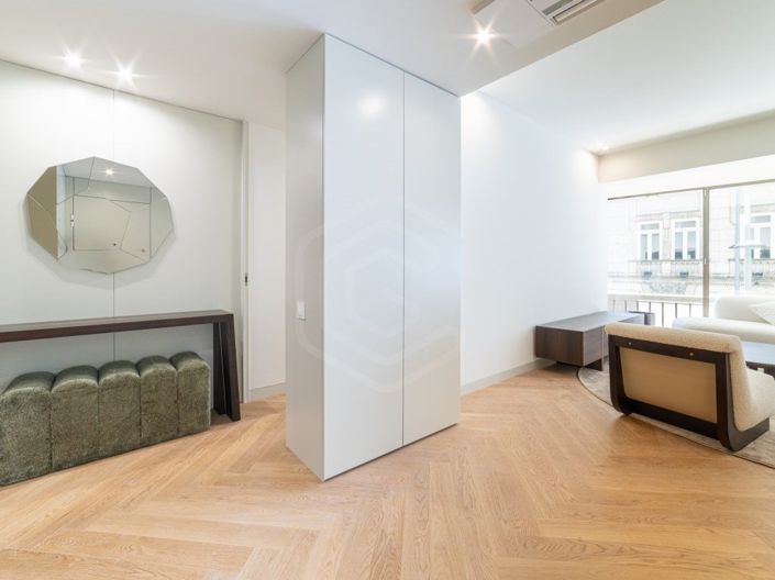 Image No.10-3 Bed Apartment for sale