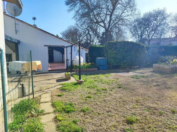 Image No.16-4 Bed House for sale