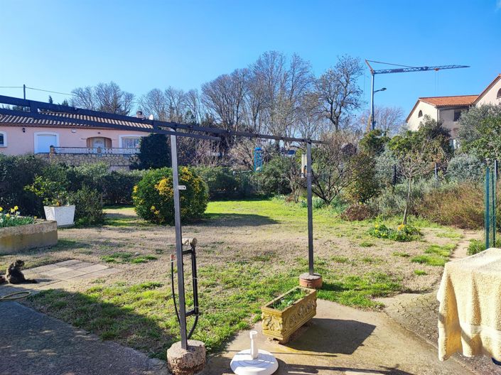 Image No.27-4 Bed House for sale