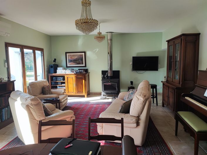 Image No.7-4 Bed House for sale