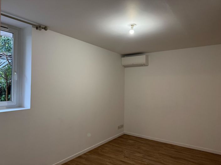 Image No.11-House for sale