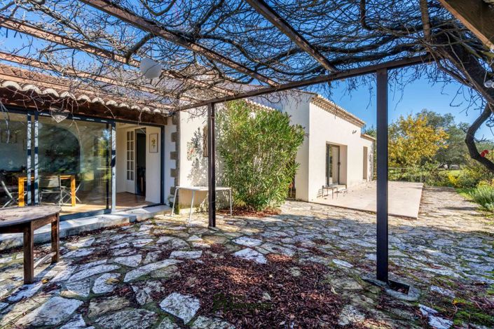 Image No.15-6 Bed House for sale