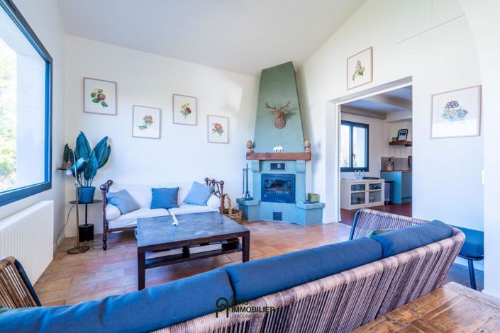 Image No.7-6 Bed House for sale