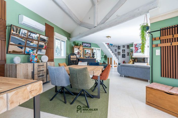 Image No.6-5 Bed House for sale