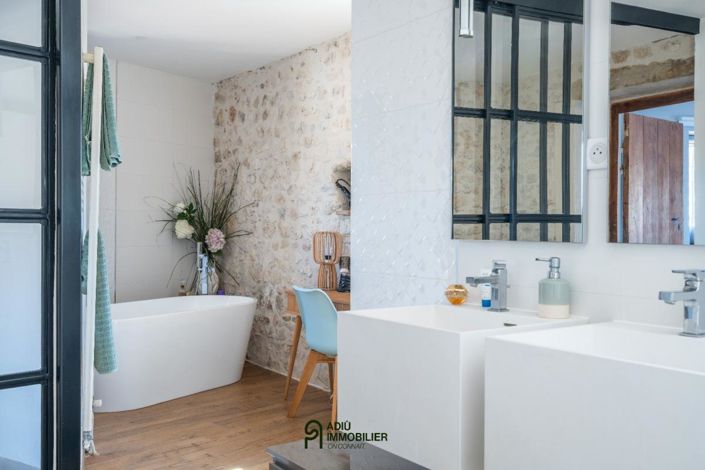 Image No.9-3 Bed House for sale