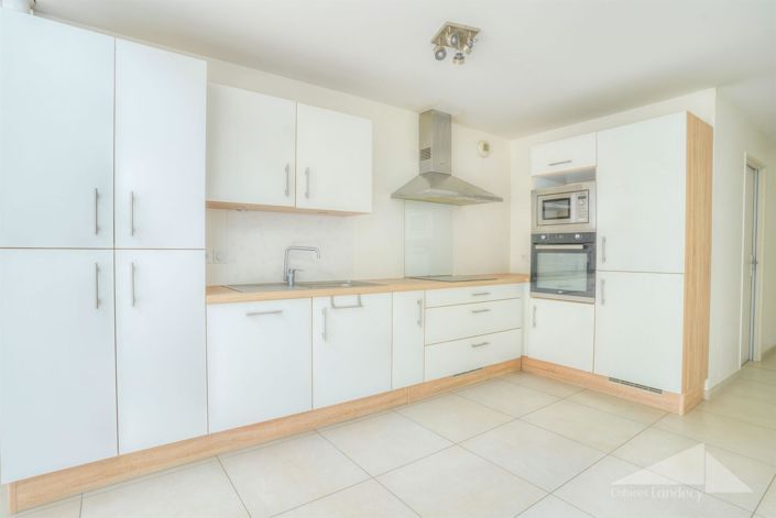 Image No.5-3 Bed House for sale