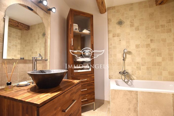 Image No.13-Propriété de 5 chambres à vendre à Sainte-Cécile-les-Vignes