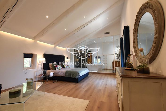 Image No.8-Propriété de 5 chambres à vendre à Sainte-Cécile-les-Vignes