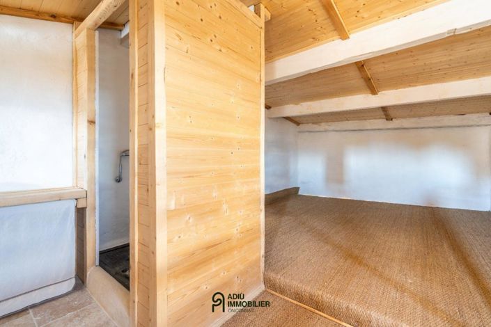 Image No.8-3 Bed House for sale