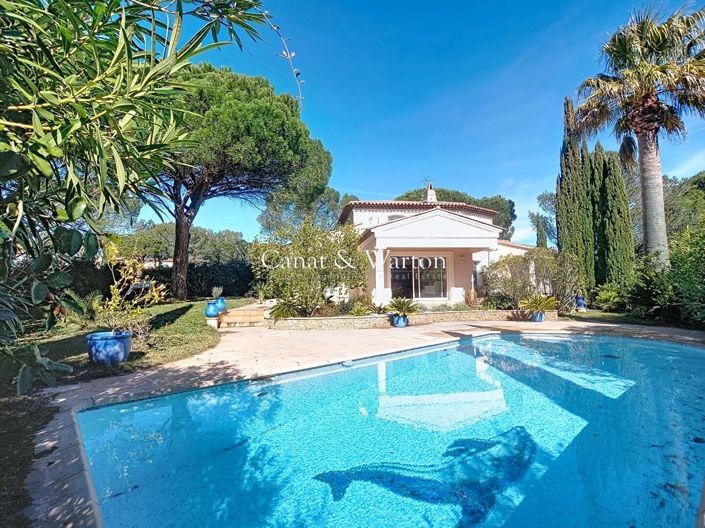 Image No.2-4 Bed House for sale