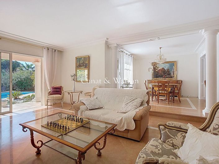 Image No.3-4 Bed House for sale