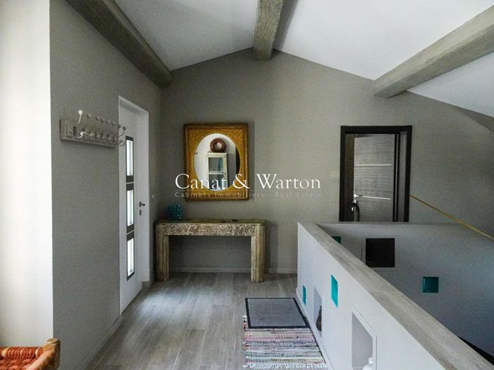 Image No.5-5 Bed House for sale