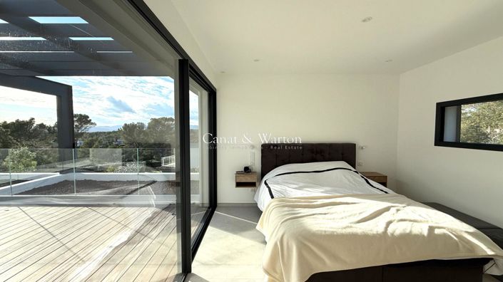 Image No.12-Maison de 4 chambres à vendre à Saint-Raphael