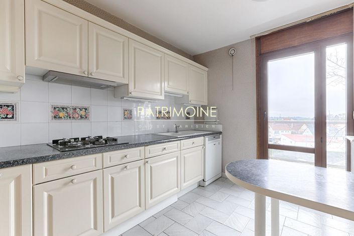 Image No.9-4 Bed Apartment for sale