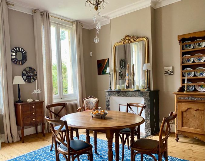 Image No.5-5 Bed House for sale