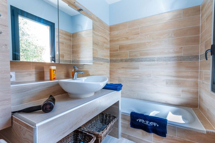 Image No.10-4 Bed House for sale