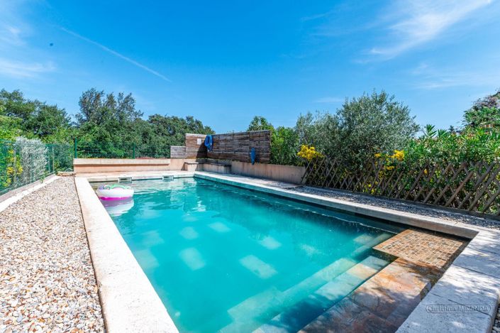 Image No.12-4 Bed House for sale