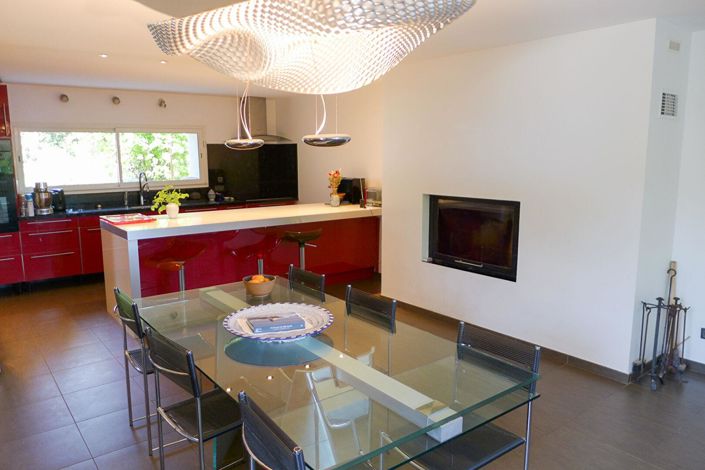 Image No.4-4 Bed House for sale