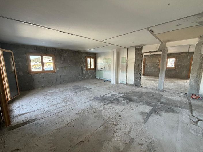 Image No.5-Apartment for sale