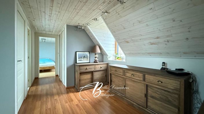 Image No.15-3 Bed House for sale