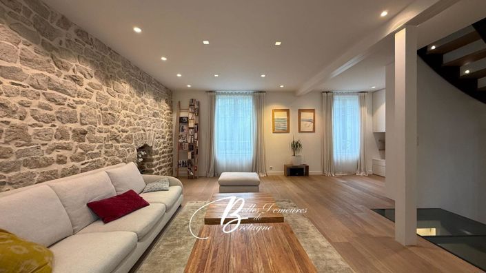 Image No.3-4 Bed House for sale