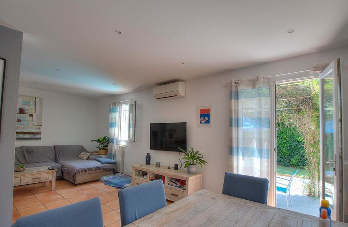 Image No.2-Maison de 4 chambres à vendre à Saint-Raphael