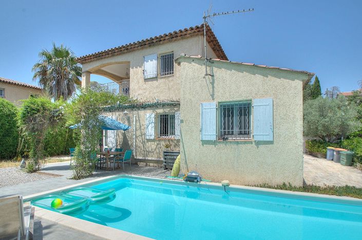 Image No.5-Maison de 4 chambres à vendre à Saint-Raphael