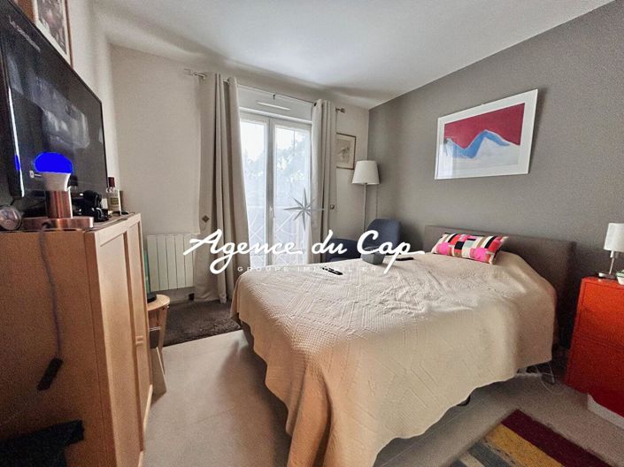 Image No.10-Appartement de 2 chambres à vendre à Saint-Raphael