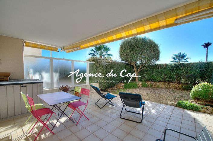 Image No.3-Appartement de 2 chambres à vendre à Saint-Raphael