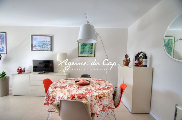 Image No.7-Appartement de 2 chambres à vendre à Saint-Raphael