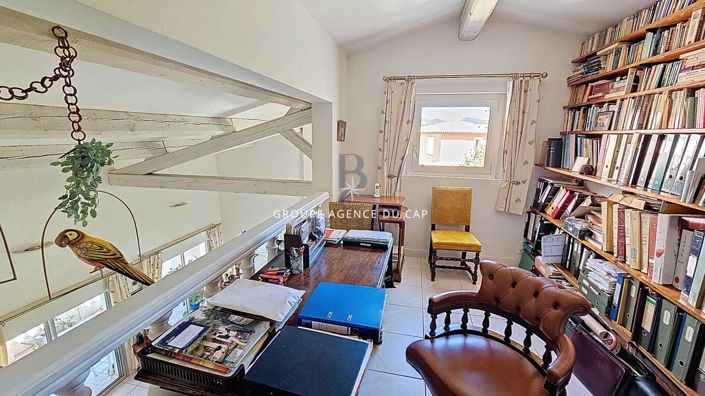 Image No.14-4 Bed House for sale