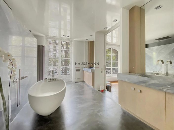 Image No.10-4 Bed Apartment for sale