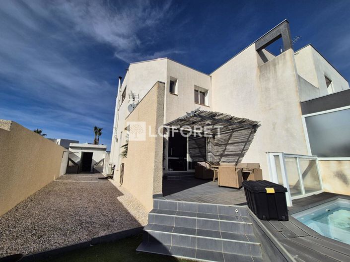 Image No.2-3 Bed House for sale