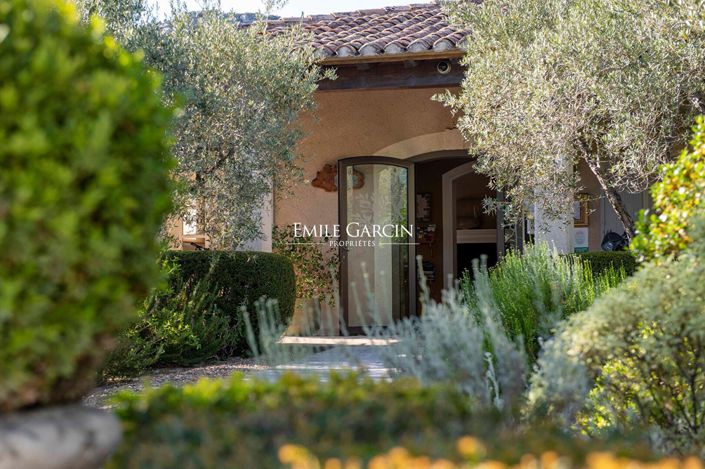 Image No.3-27 Bed House for sale