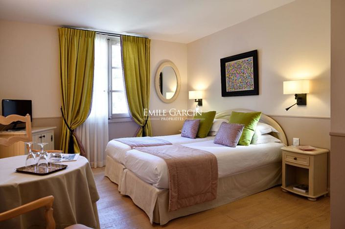 Image No.7-27 Bed House for sale